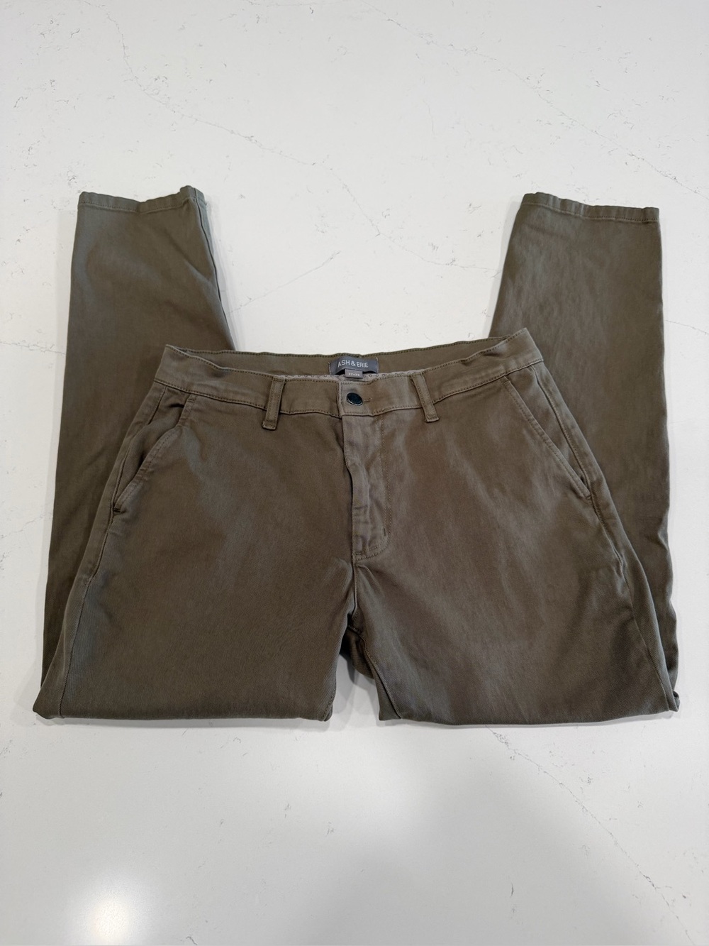 Ash & Erie Men's Olive Chino Pants